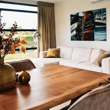 Marinapark Residentie Nieuw Nyaraló