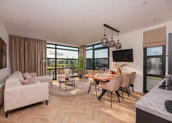 Marinapark Residentie Nieuw 度假居 *