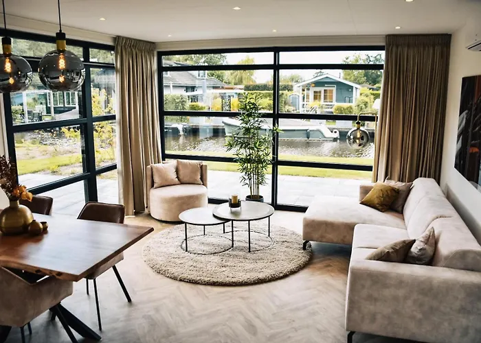 度假居 Marinapark Residentie Nieuw 鲁斯德雷赫特