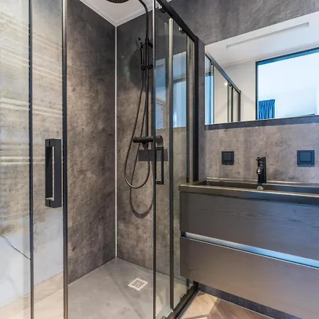 Marinapark Residentie Nieuw * 루즈으레트