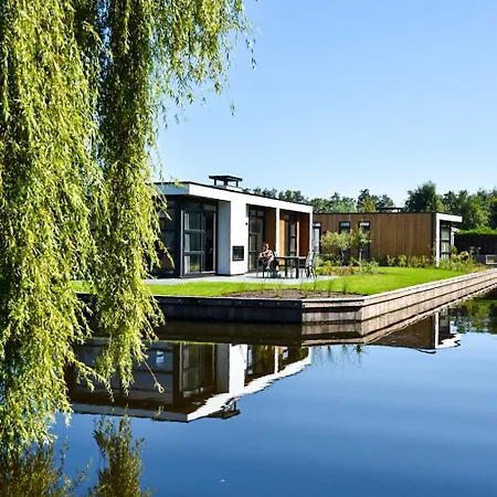 Marinapark Residentie Nieuw 펜션 루즈으레트